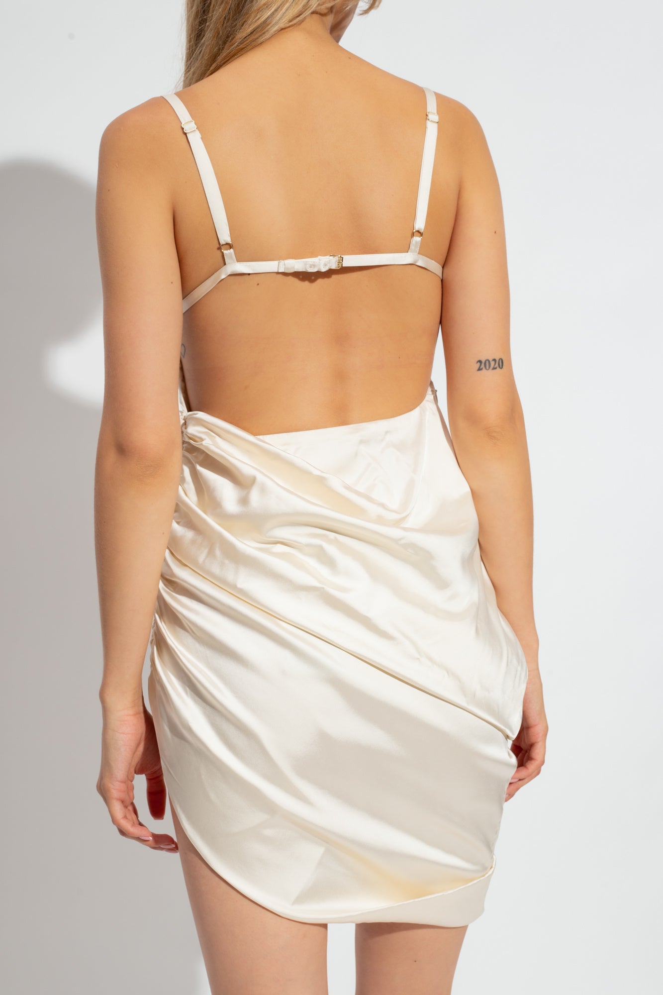 Jacquemus cream ‘Saudade’ slip dress 233DR079 1495-110