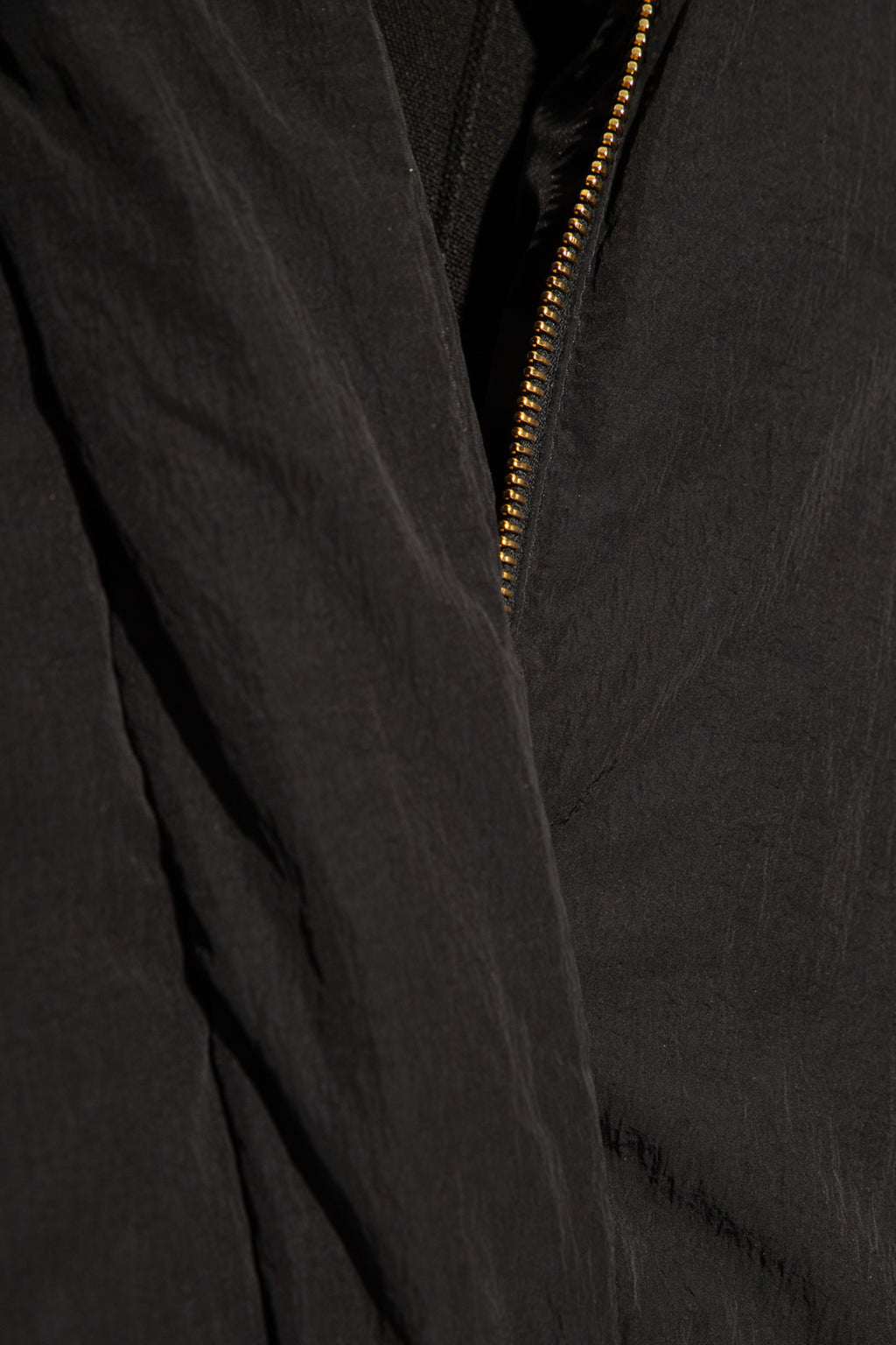 Jacquemus BLACK ‘Caraco’ puffer jacket 241CO049 1320-990